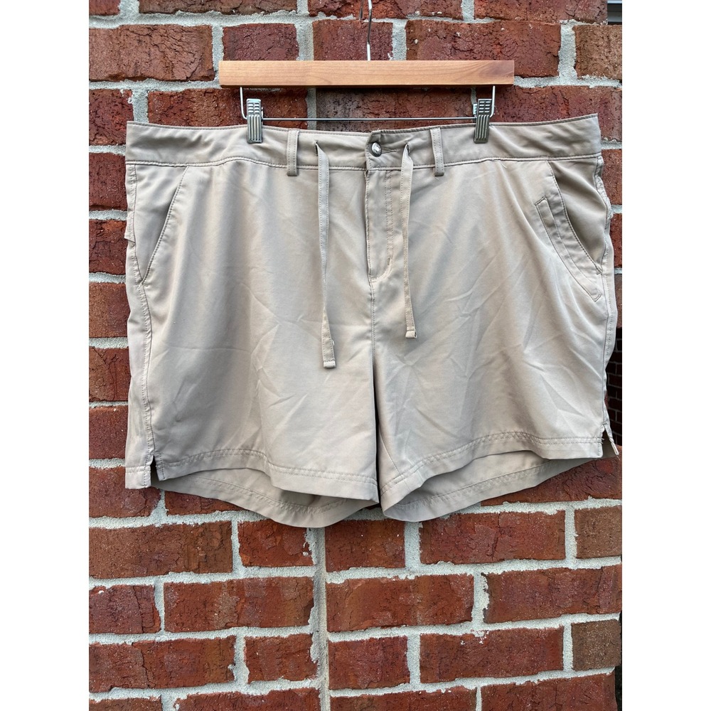 Magellan Outdoors Womens 2X Tan Khaki Hiking Shorts Drawstring Waist 169800